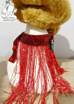 COLLAR FANTASÍA DE FLECOS ROJO