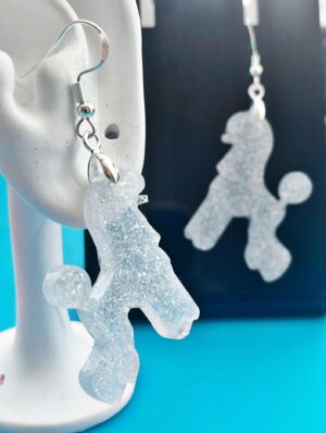 Pendientes Caniche Escandinavo blanco plata purpurina