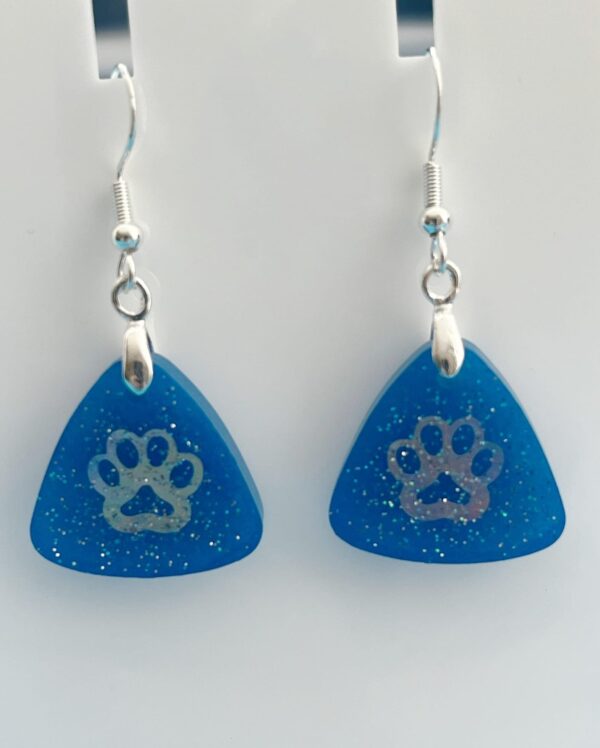 Pendientes Huella AZUL triangular purpurina