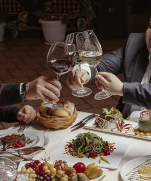 CENA GROOMASTUR SABADO 28 MARZO